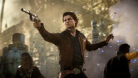 han solo holding his weapon