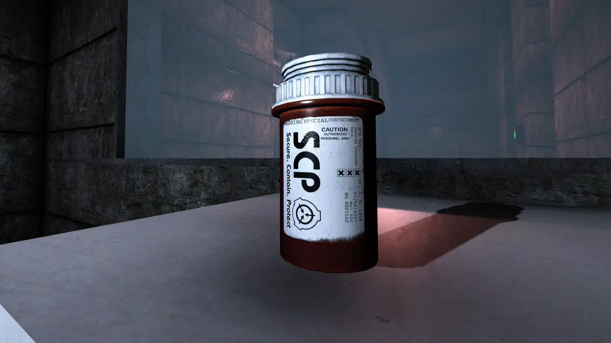 SCP-500 is a red pill that heals the player to 100 percent. 